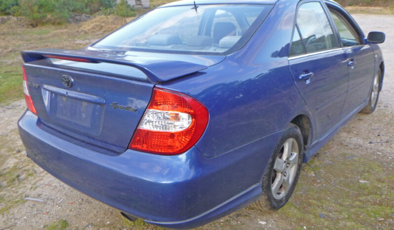 Toyota Camry full