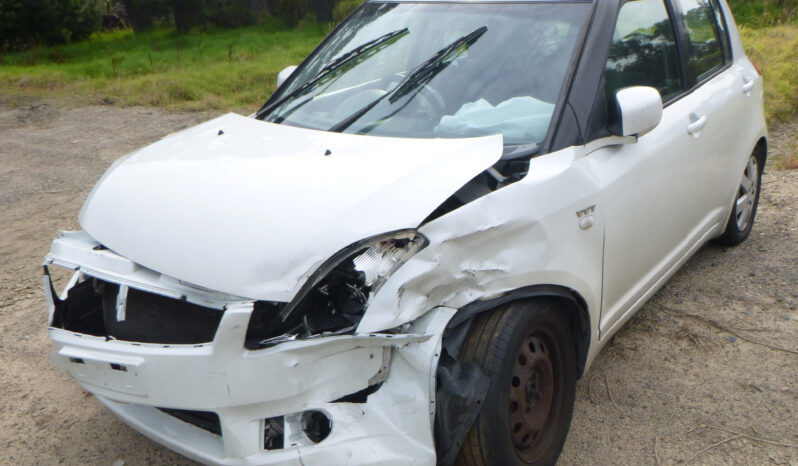 Suzuki Swift full