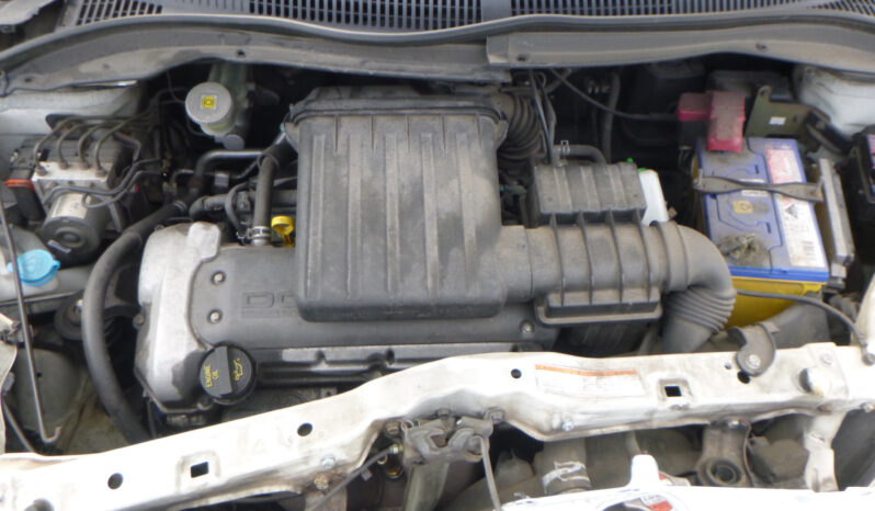 Suzuki Swift full