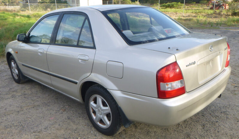 Mazda 323 full
