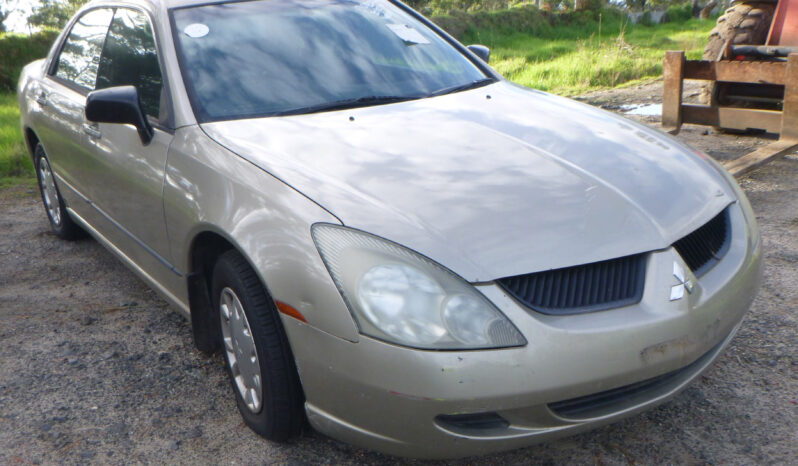 Mitsubishi Magna full