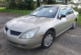 Mitsubishi Magna