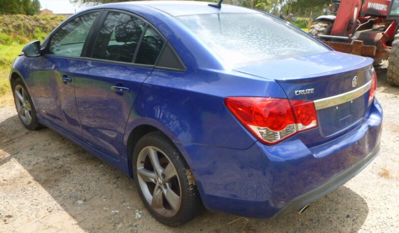 Holden Cruze full