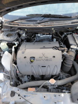 Mitsubishi Lancer full